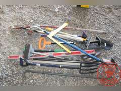 Assorted Handtools, Shovels, Bars, Rakes misc