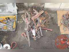 Assorted Chain Binders