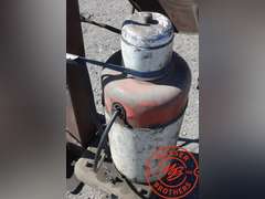 Oil Lubester on Cart w/ reel