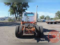 1995  Ford Aero Max  9000 Semi Truck