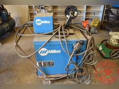 Miller Delta-Fab CV-DC Welder Power Source w/ 24A Wire Feeder