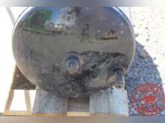 (3) Air Tanks