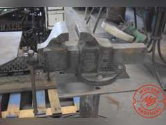 Ridge 4½" Vise on Stand
