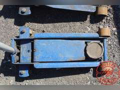 (2) Hyd Floor Jacks