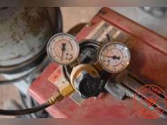 Lincoln Wire Feed Welder on Cart w/Gauges