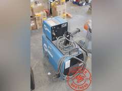 Miller XMT 450 CC/CV Welder