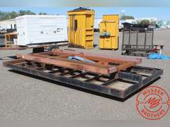 Flatbed w/ Hoist