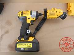 DeWalt 1/4 Impact DCF885 w/DW Shear, 20v w/Accs