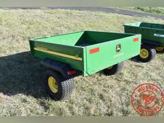 John Deere 21 Dump Trailer, 52"x48"