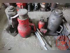 (7) Bottle Jacks