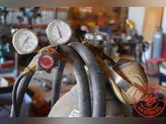 Lincoln Electric Power Mig 300 Welder on Wheels