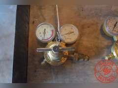 (2) Victor Torch Gauges