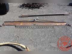 (2) Spreader Bars