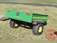 John Deere 21 Dump Trailer, 52"x48"