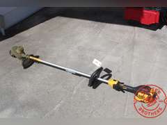 DeWalt String Trimmer DCST920, 20v (No Battery)