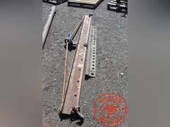 (2) Spreader Bars