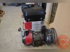 Briggs & S Gas Engine