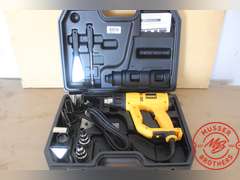 DeWalt Heat Gun D26960, 120v w/Accs
