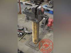 5" Vise on Stand