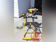 DeWalt 7 1/4" Sliding Miter Saw DCS361, 20v on Stand