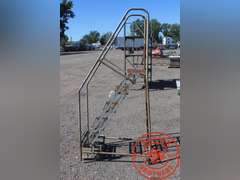 Uline 5-Step Rolling Stairs
