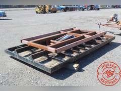 Flatbed w/ Hoist