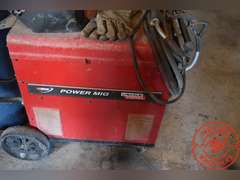 Lincoln Electric Power Mig 300 Welder on Wheels
