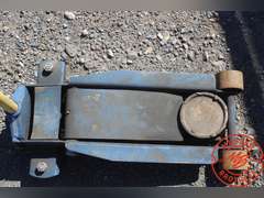 (2) Hyd Floor Jacks