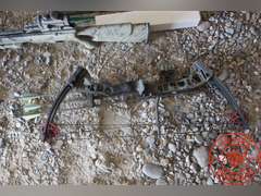2-Hunting Bows + Target, Viper Crossbow w/ arrows, Vortex Lite Compound Bow