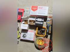 Assorted Tools & Utility Blades