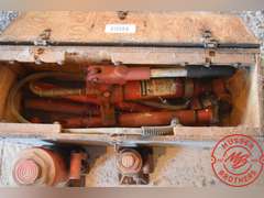 Blackhawk Hydr Porto-Power in Box w/Accs & (2) Hydr Bottle Jacks