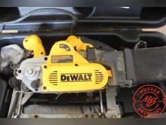 DeWalt 3x21 Belt Sander DW433, 120v w/Case