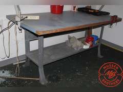 Work Table w/Small Vise w/Light 72"x36"x34"