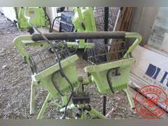 (2) Halogen Light w/ Stands