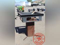 Steel Pallet Straightener