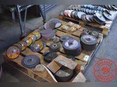 Assorted Grinding wheels + Brushes