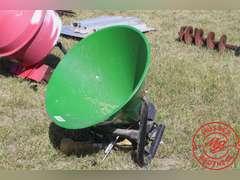 Frontier Broadcast Spreader