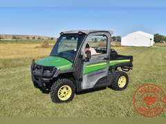 2018  John Deere  XUV 835M  Gator