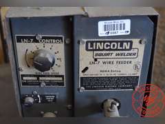 Lincoln IdealArc R3S 400 Arc Welder w/ Lincoln Squirt Welder LN-7 Wire Feeder