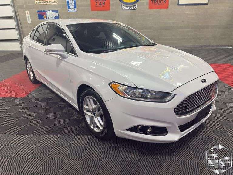 2015  Ford  Fusion  SE