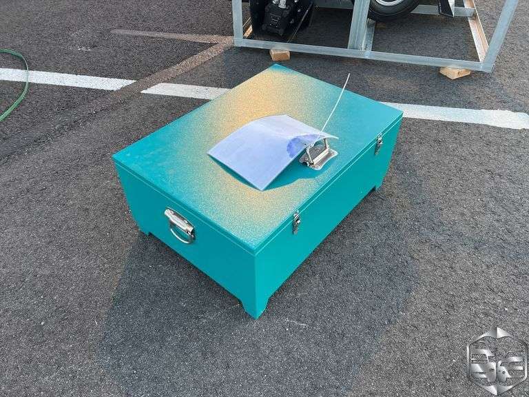 Ratchet Tie Downs & Flat Pack Tool Box