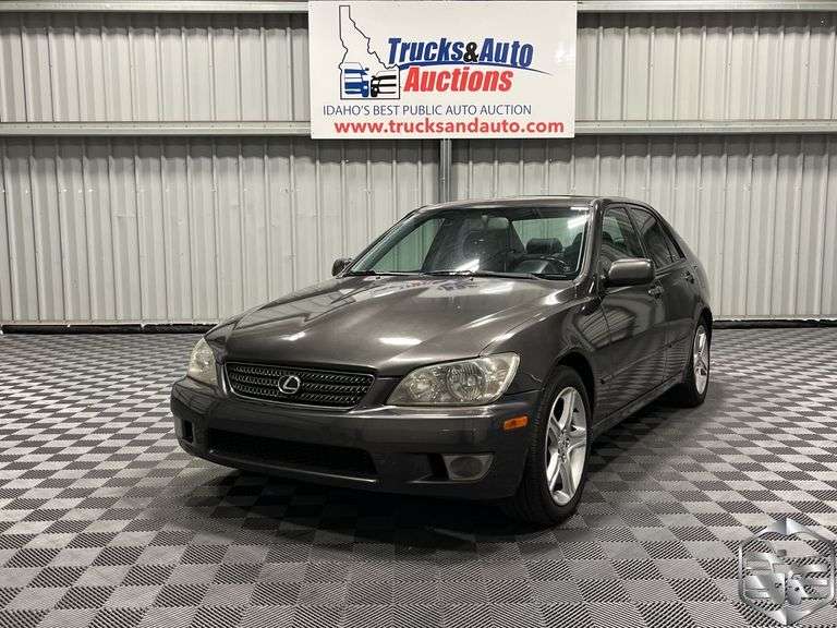 2005  Lexus  IS 300