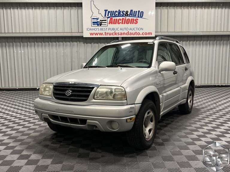 2002  Suzuki  Grand Vitara JLX