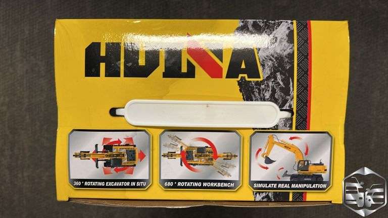 HUINA 1:16 Scale Die-Cast Metal RC 11CH Excavator