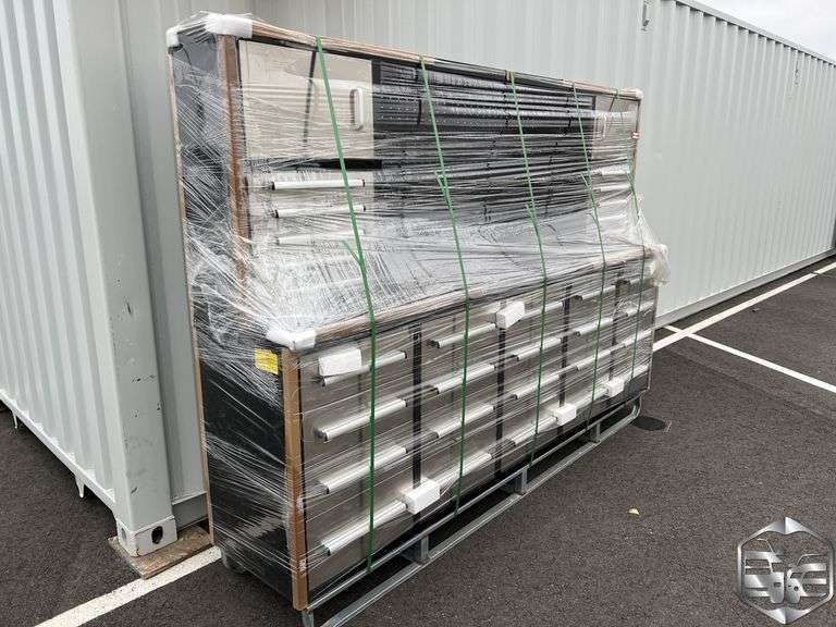 30 Drawer Work Bench