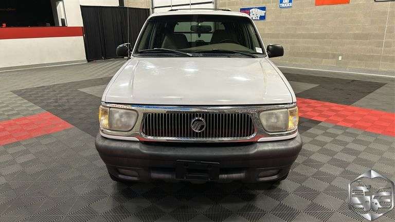 2000  Mercury  Mountaineer
