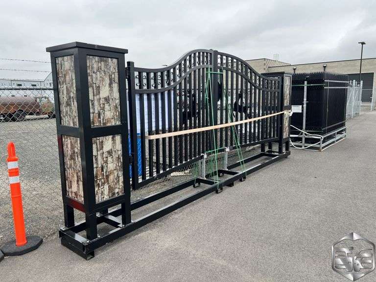 20Ft Farm Iron Gate
