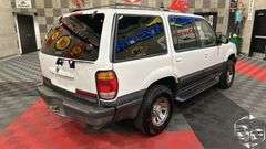 2000  Mercury  Mountaineer