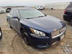 2013  Nissan  Maxima   S