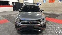 2023  Volkswagen  Tiguan  SE